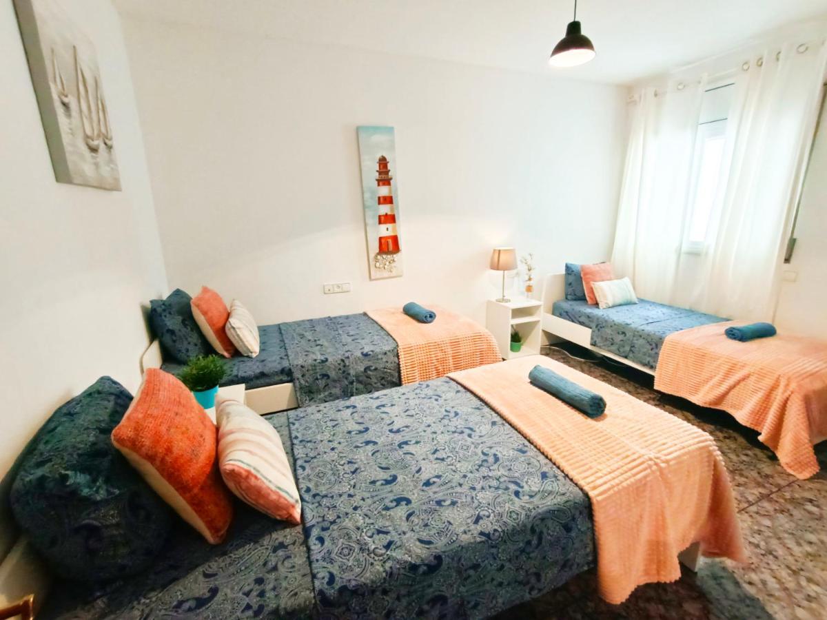 By Plaza Urquinaona Rooms Barcellona Esterno foto
